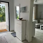 公寓 Sonnenhoehe 格赖茨